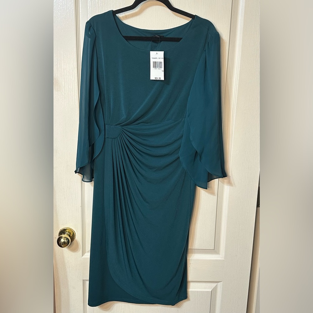 Connected Apparel Forest Geeen Long Sleeve Dress